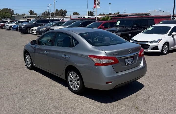 
								2013 Nissan sentra full									