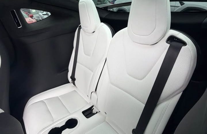 
								2025 Tesla model x Long Range Sport Utility 4D full									