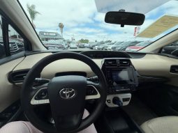 
										2016 Toyota prius full									