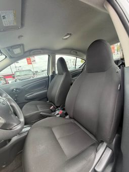 
										2016 Nissan versa full									