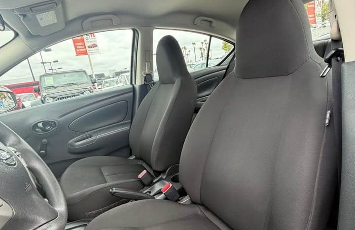 
								2016 Nissan versa full									