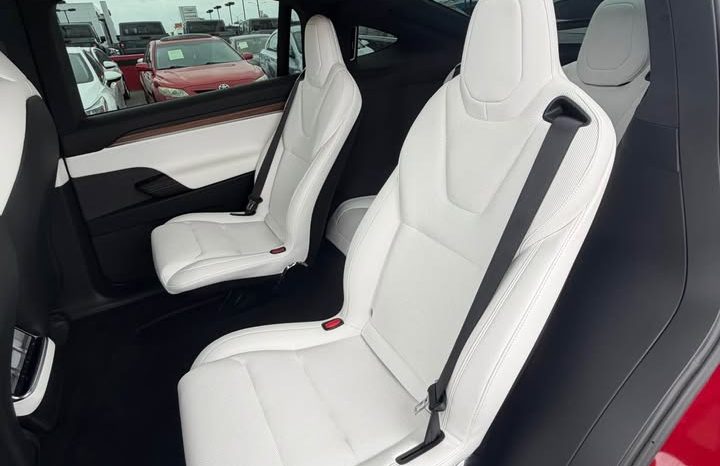 
								2025 Tesla model x Long Range Sport Utility 4D full									