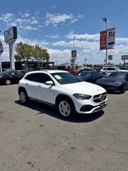 
										2021 Mercedes-Benz gla 250 full									