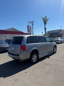
										2013 Dodge grand caravan Handicap full									
