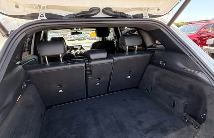 
								2021 Mercedes-Benz gla 250 full									