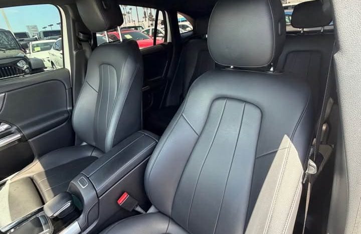 
								2021 Mercedes-Benz gla 250 full									
