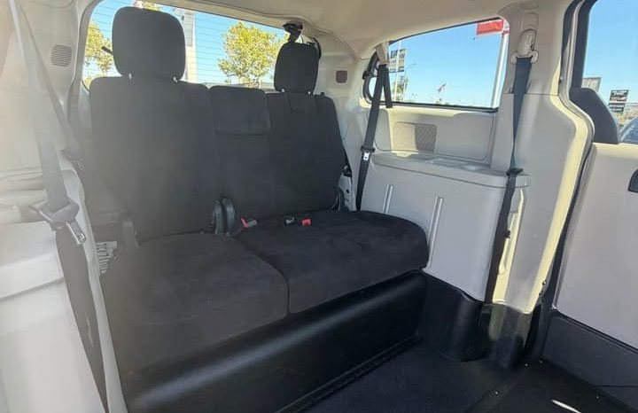 
								2013 Dodge grand caravan Handicap full									