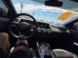 
										2021 Mercedes-Benz gla 250 full									