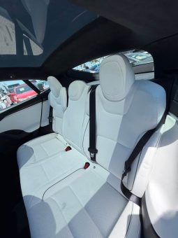 
										2023 Tesla model s Plaid Sedan 4D full									