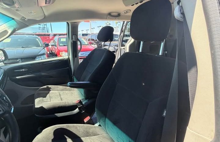 
								2013 Dodge grand caravan Handicap full									