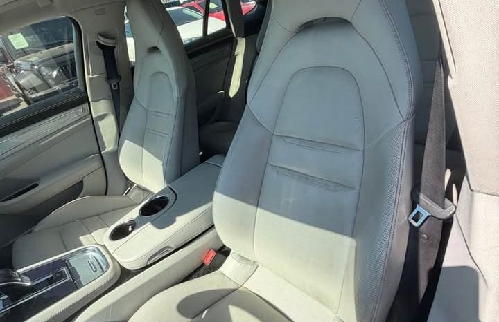 
								2017 Porsche Panamera full									
