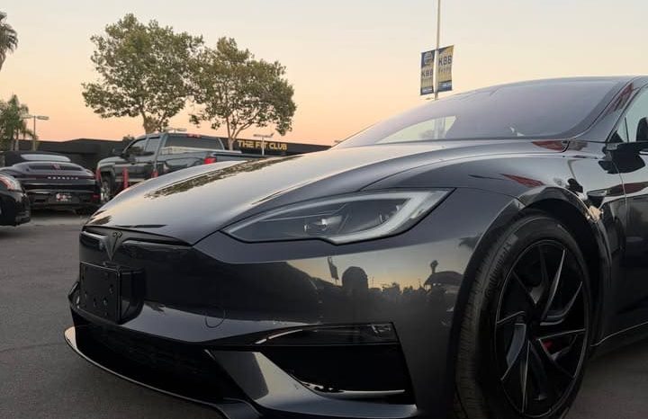 
								2026 Tesla model s Plaid Sedan 4D full									