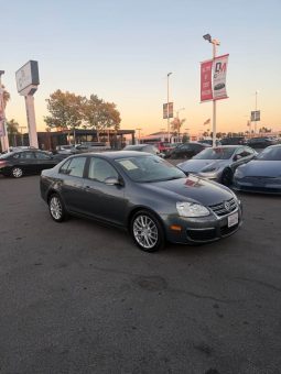 
										2008 Volkswagen jetta full									