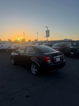 
										2016 Chevrolet sonic full									