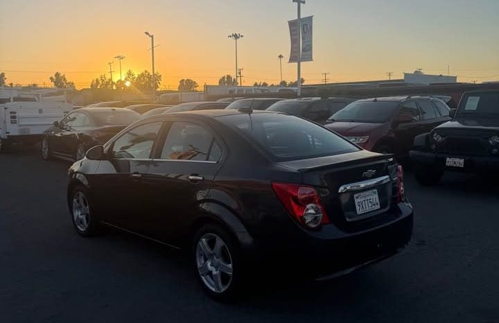 
								2016 Chevrolet sonic full									