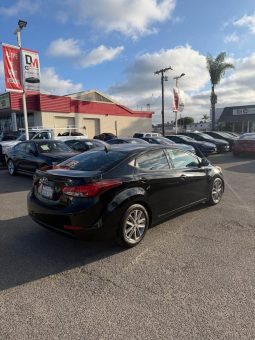 
										2015 Hyundai elantra full									