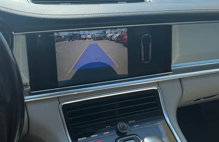 
								2017 Porsche Panamera full									