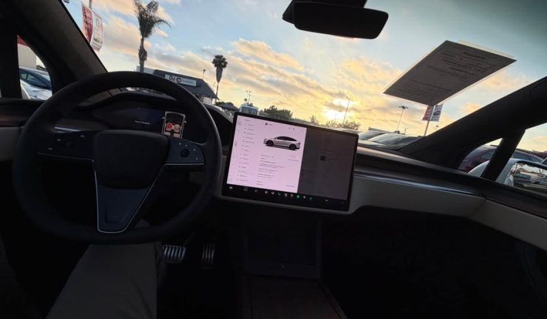 
								2026 Tesla model x Long Range Sport Utility 4D full									