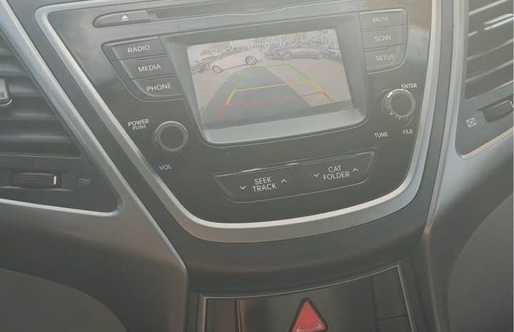 
								2015 Hyundai elantra full									