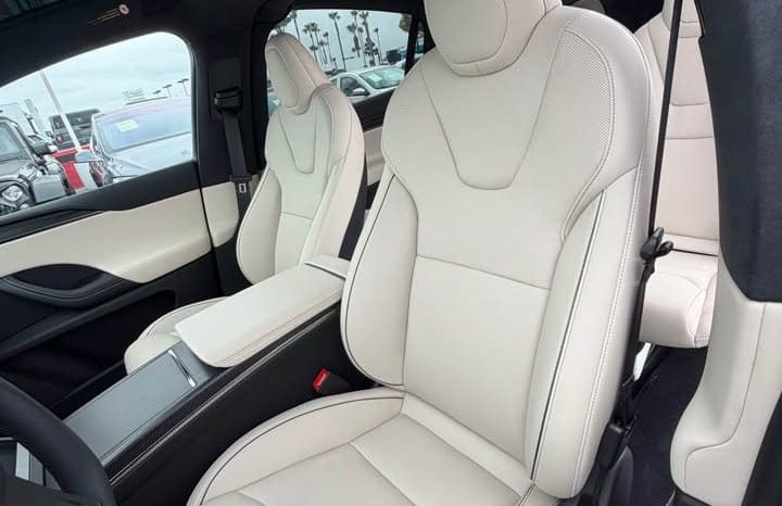 
								2026 Tesla model x Plaid Sport Utility 4D full									