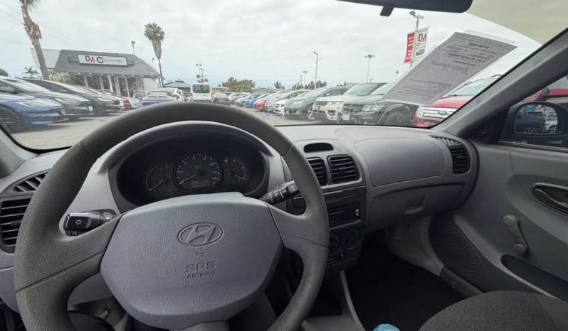 
								2004 Hyundai accent Hatchback 2D full									
