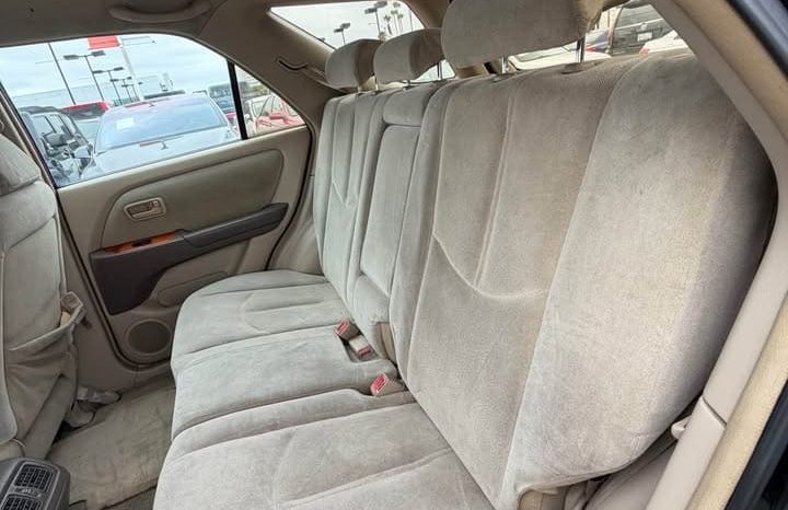 
								2000 Lexus rx 300 full									