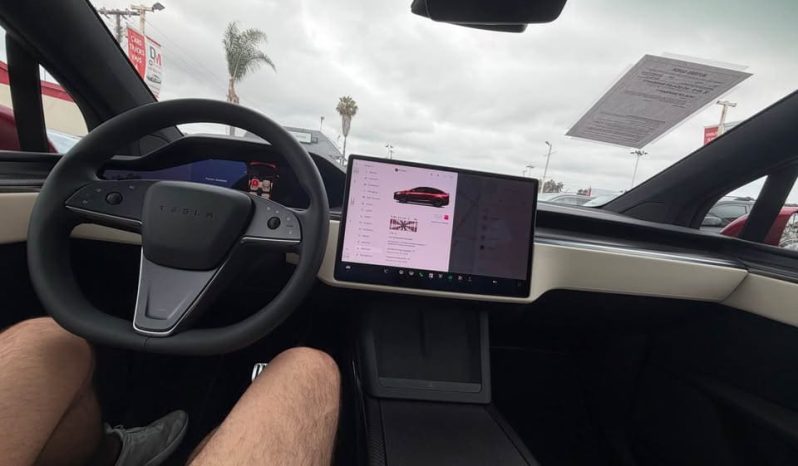 
								2026 Tesla model x Plaid Sport Utility 4D full									