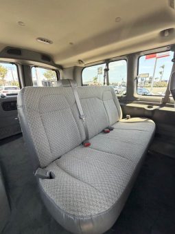 
										2008 Chevrolet express 2500 passenger full									