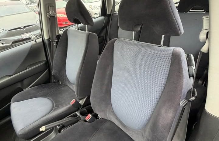 
								2007 Honda fit full									