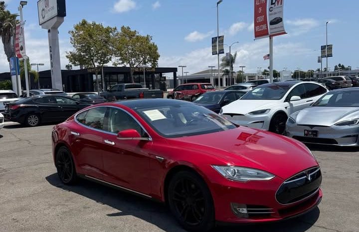 
								2014 Tesla model s 60 Sedan 4D full									