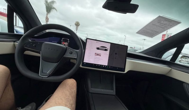 
								2026 Tesla model x Plaid Sport Utility 4D full									