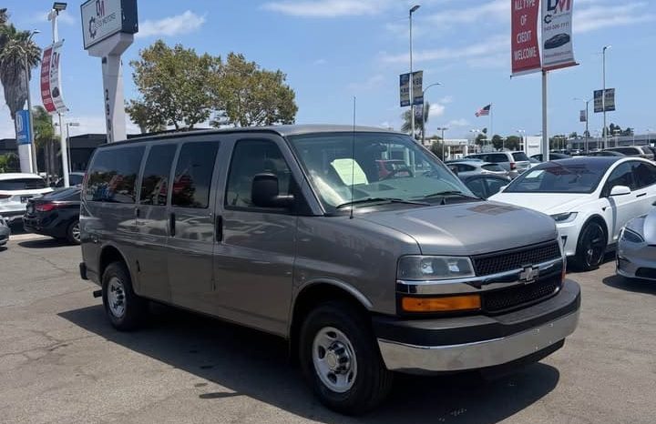 
								2008 Chevrolet express 2500 passenger full									