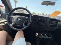 
										2008 Chevrolet express 2500 passenger full									
