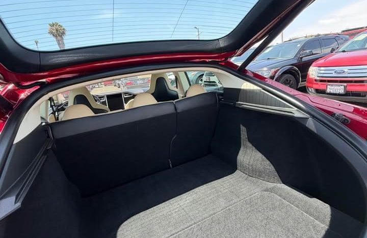 
								2014 Tesla model s 60 Sedan 4D full									