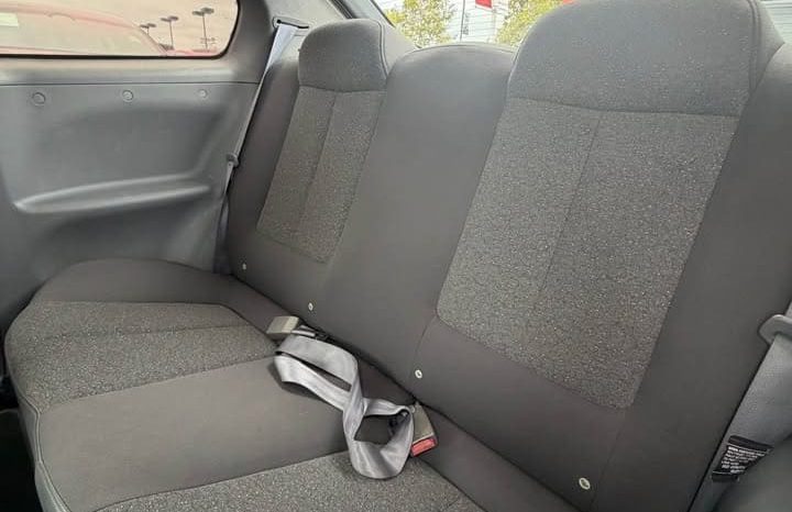 
								2004 Hyundai accent Hatchback 2D full									