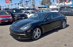 2017 Porsche Panamera