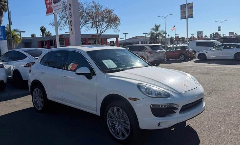 
								2011 Porsche cayenne S full									