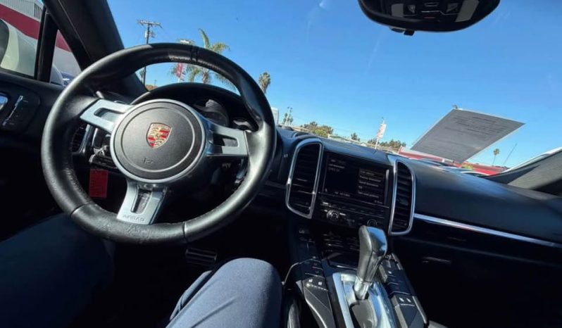 
								2011 Porsche cayenne S full									