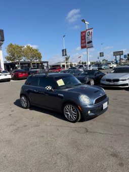 
										2010 MINI Cooper S Hatchback 2D full									