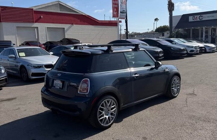 
								2010 MINI Cooper S Hatchback 2D full									