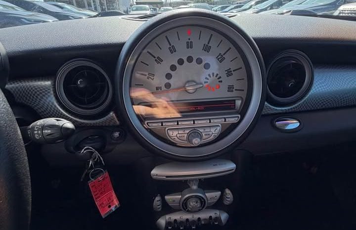 
								2010 MINI Cooper S Hatchback 2D full									