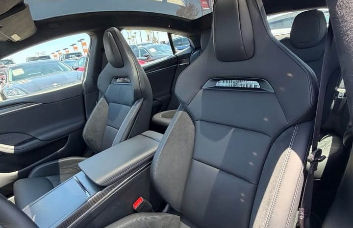 
								2026 Tesla model s Plaid Sedan 4D full									