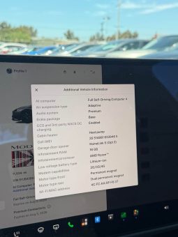 
										2026 Tesla model s Plaid Sedan 4D full									