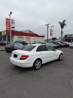 
										2013 Mercedes-Benz c-class C 250 Luxury Sedan 4D full									