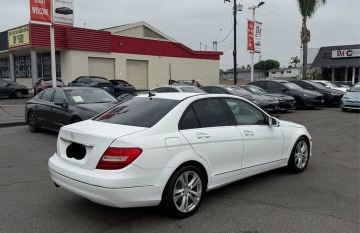 
								2013 Mercedes-Benz c-class C 250 Luxury Sedan 4D full									