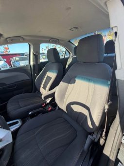 
										2017 Chevrolet sonic full									