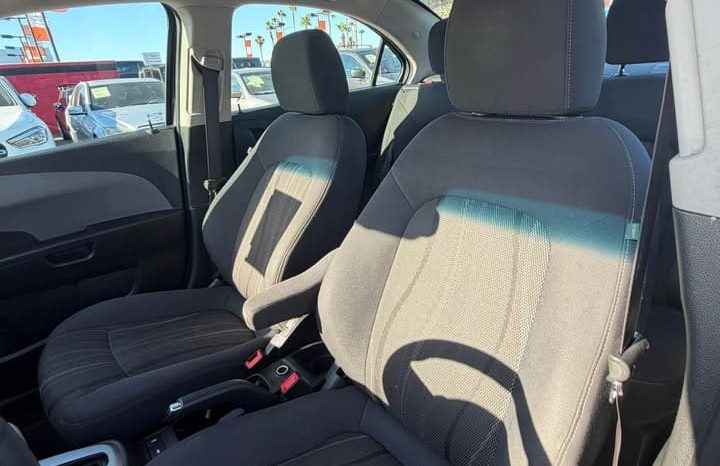 
								2017 Chevrolet sonic full									
