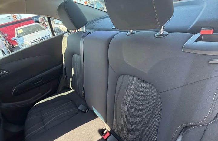 
								2017 Chevrolet sonic full									
