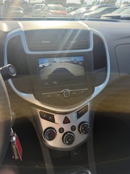 
										2017 Chevrolet sonic full									