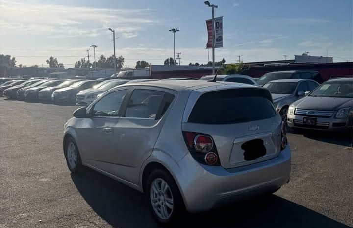 
								2013 Chevrolet sonic full									